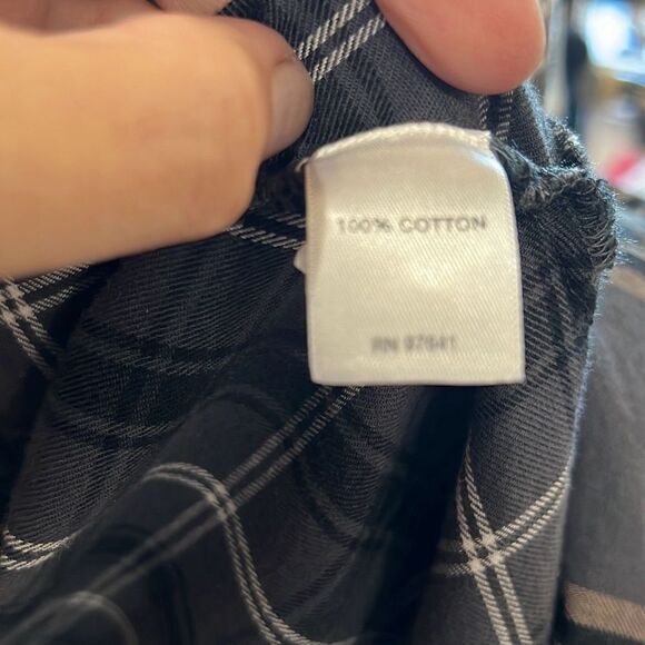 J.Jill Long Multi Plaid Button Down Blouse Tan Black White Size Medium Petite - Picture 13 of 14